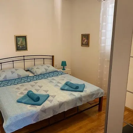 With A Parking Space Malinska, Krk - 5387 Apartman Malinska