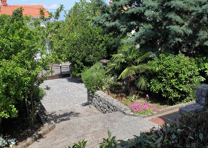 Apartamento With A Parking Space Malinska, Krk - 5387 *